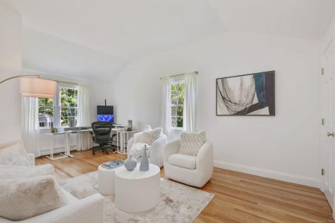 11 Pond Place Greenwich CT 06807