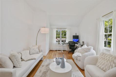 11 Pond Place Greenwich CT 06807