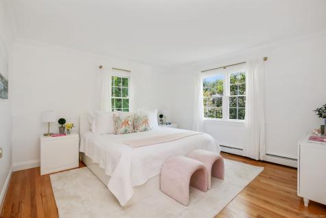 11 Pond Place Greenwich CT 06807
