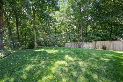 11 Pond Place Greenwich CT 06807