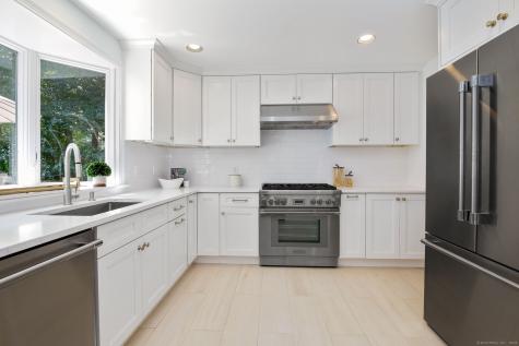 11 Pond Place Greenwich CT 06807