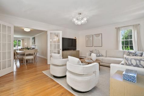 11 Pond Place Greenwich CT 06807