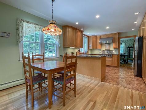 38 Grey Fox Trail Woodbury CT 06798