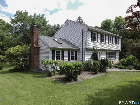 38 Grey Fox Trail Woodbury CT 06798