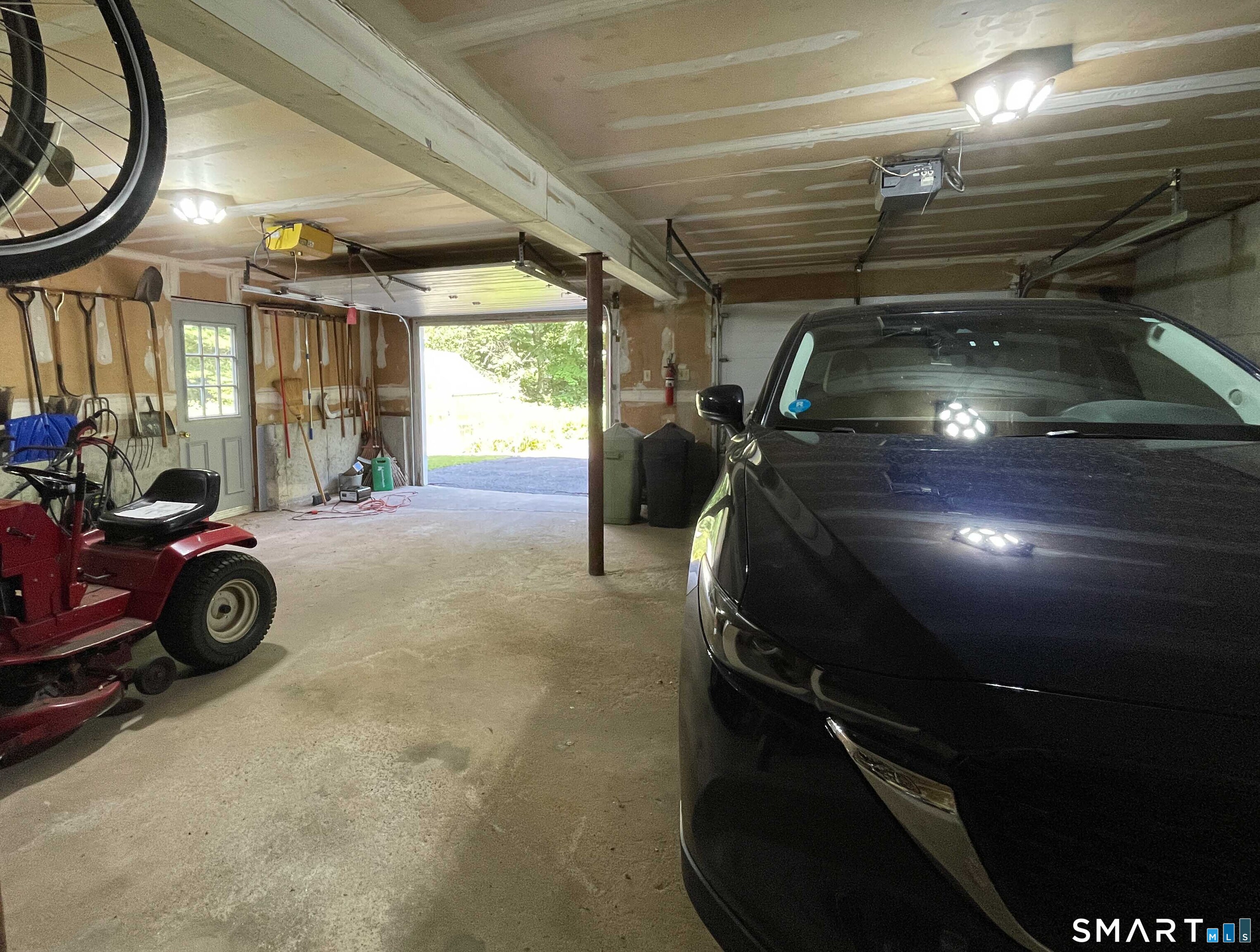 38 Grey Fox Trail Woodbury CT 06798