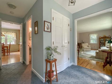 38 Grey Fox Trail Woodbury CT 06798