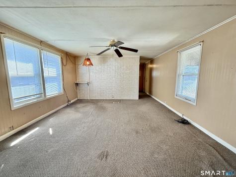 9 North Road East Windsor CT 06088