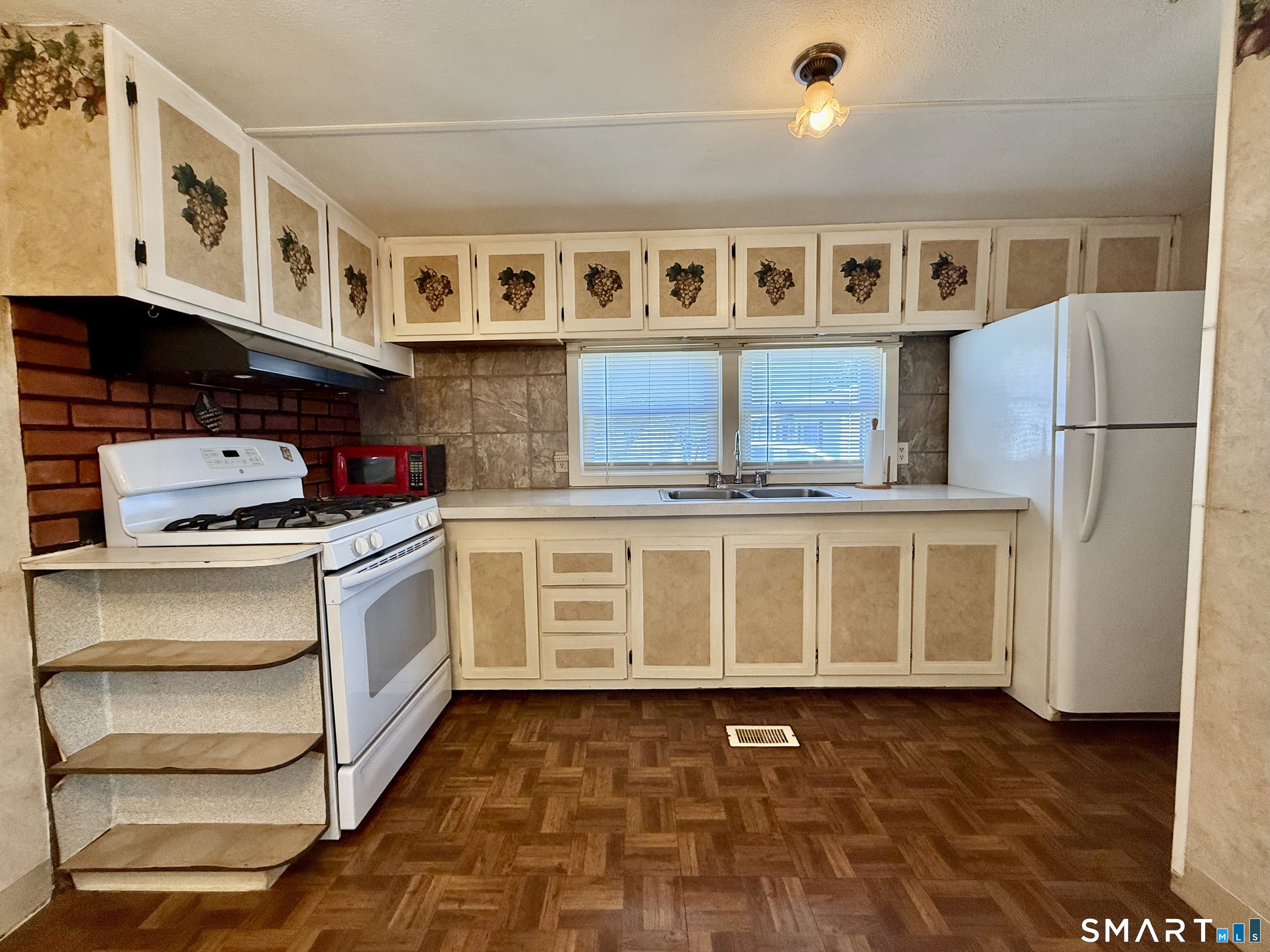 9 North Road East Windsor CT 06088