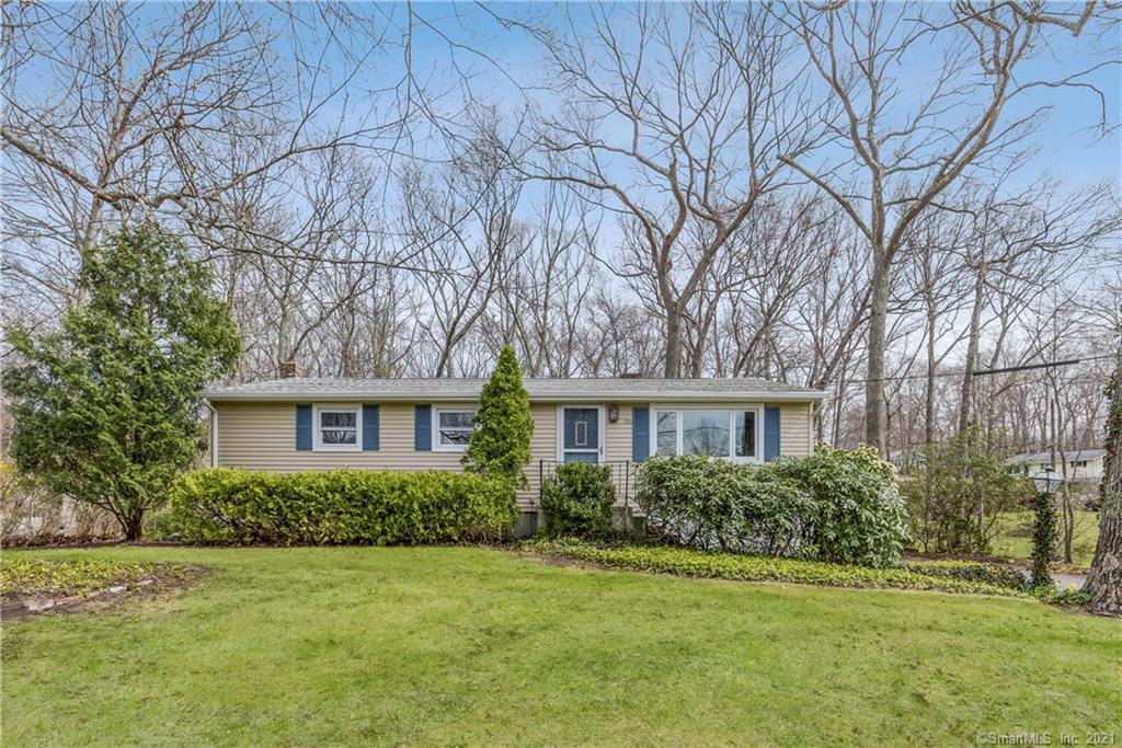56 Lovers Lane East Lyme CT 06333