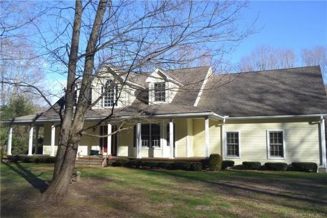 609 Lakeside Road Southbury CT 06488
