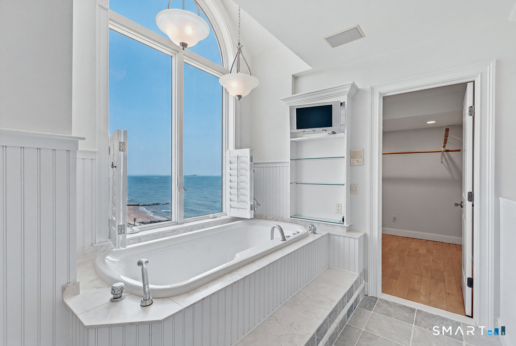 167 Shore Road Clinton CT 06413