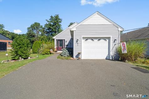 61 South Street Windsor Locks CT 06096