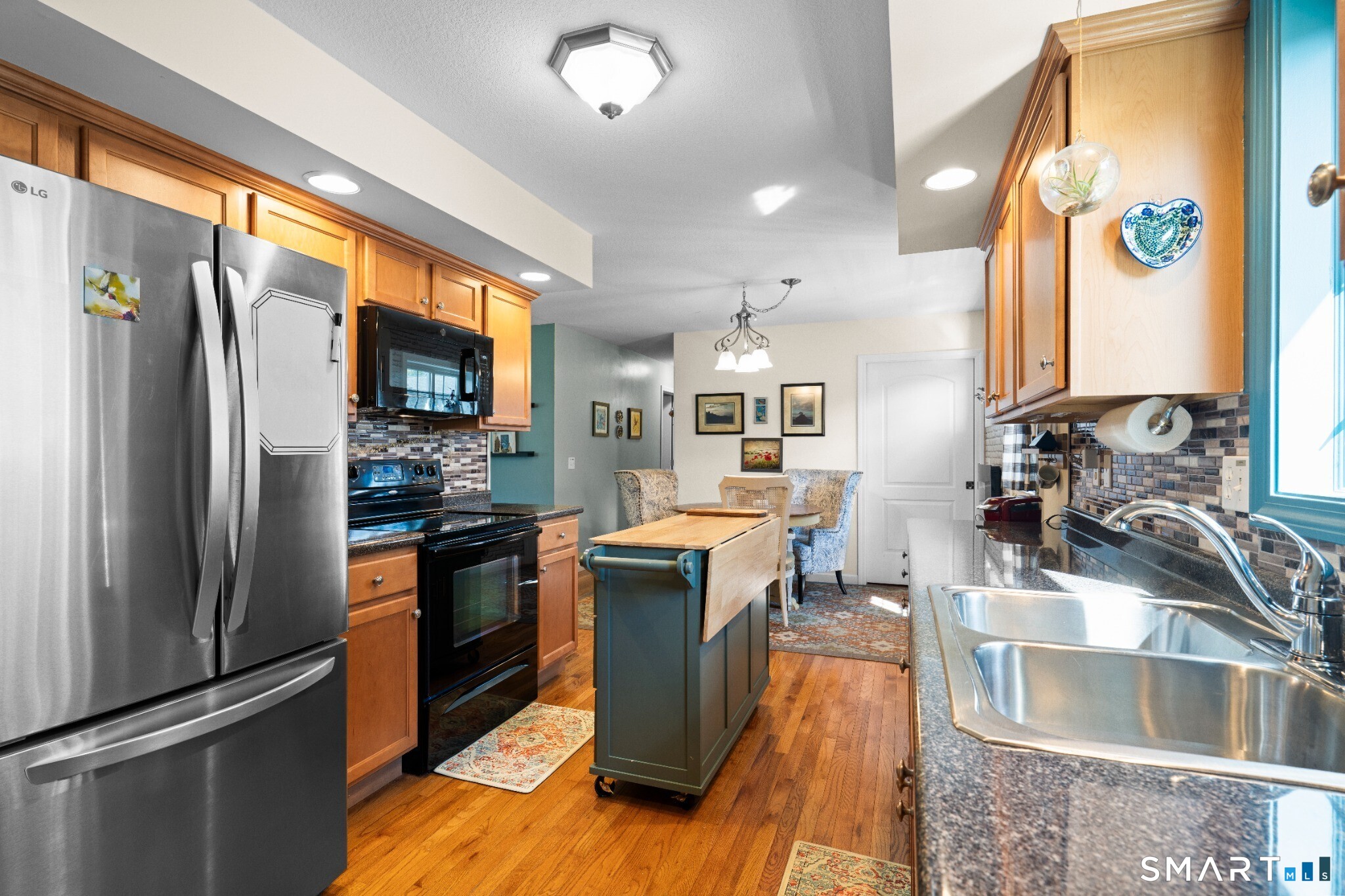 61 South Street Windsor Locks CT 06096