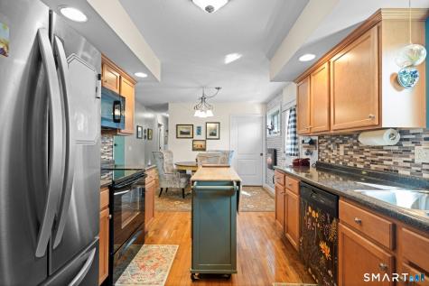 61 South Street Windsor Locks CT 06096