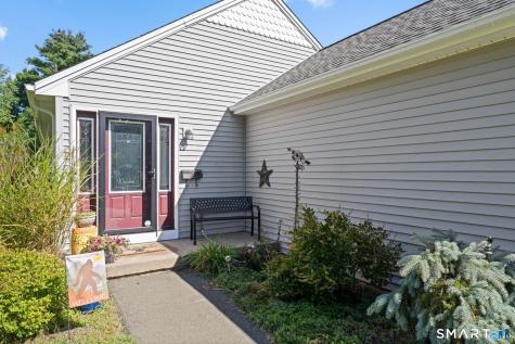 61 South Street Windsor Locks CT 06096
