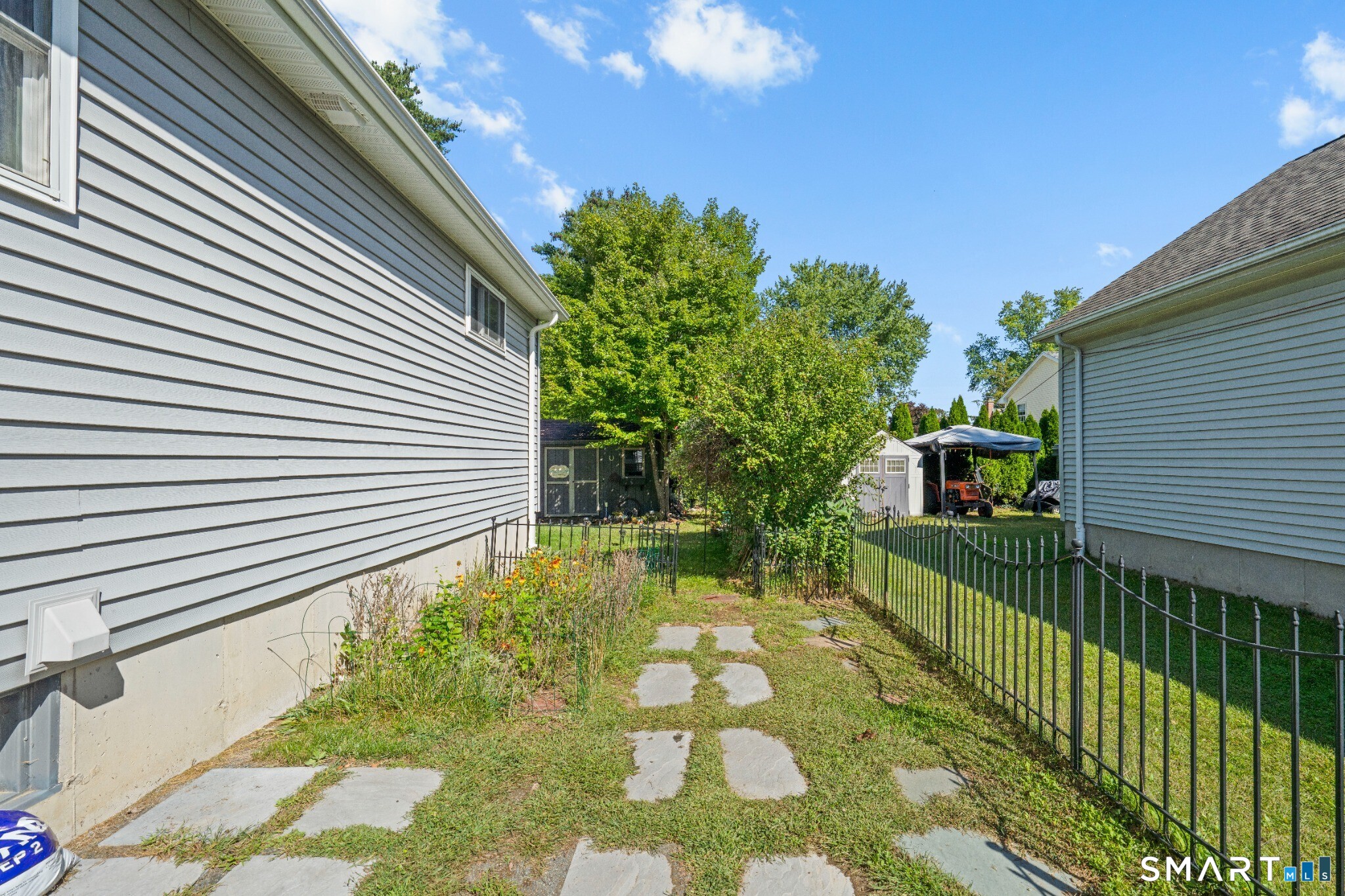 61 South Street Windsor Locks CT 06096