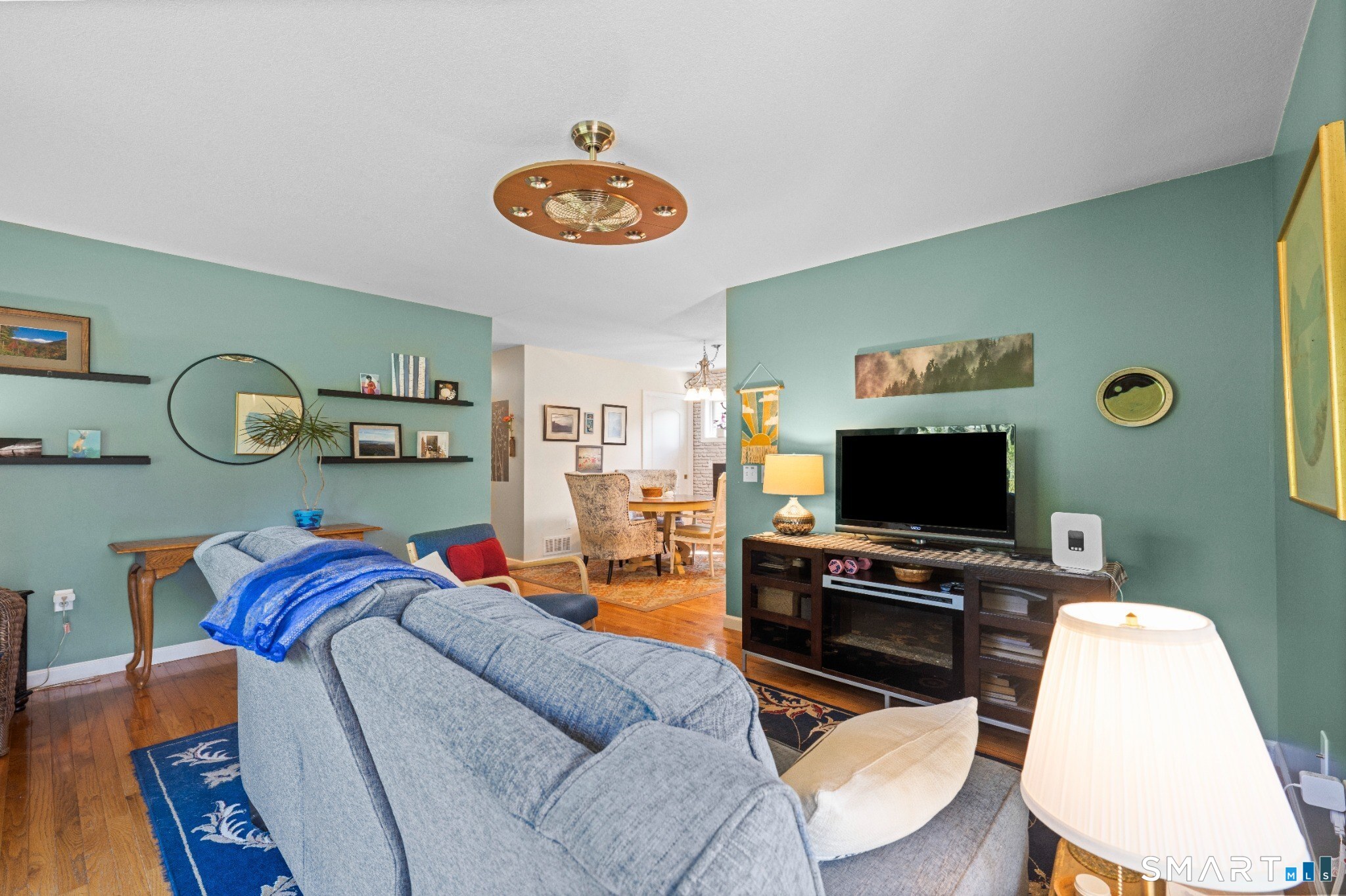 61 South Street Windsor Locks CT 06096