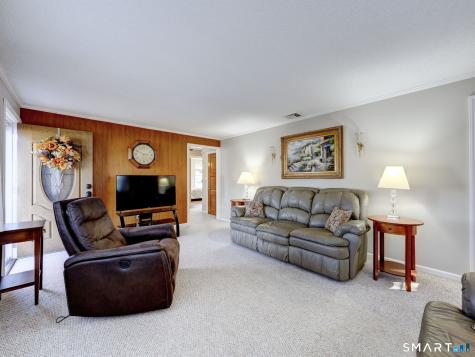 39 Eleanor Road East Hartford CT 06118