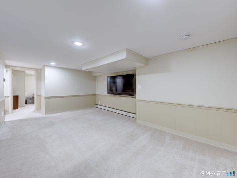 39 Eleanor Road East Hartford CT 06118