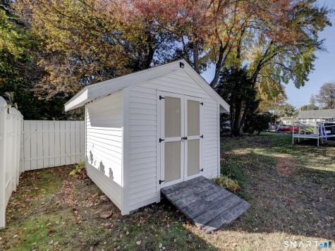 39 Eleanor Road East Hartford CT 06118