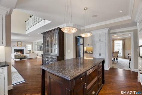 57 Thistledown Suffield CT 06078