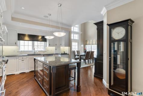 57 Thistledown Suffield CT 06078
