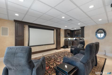 57 Thistledown Suffield CT 06078