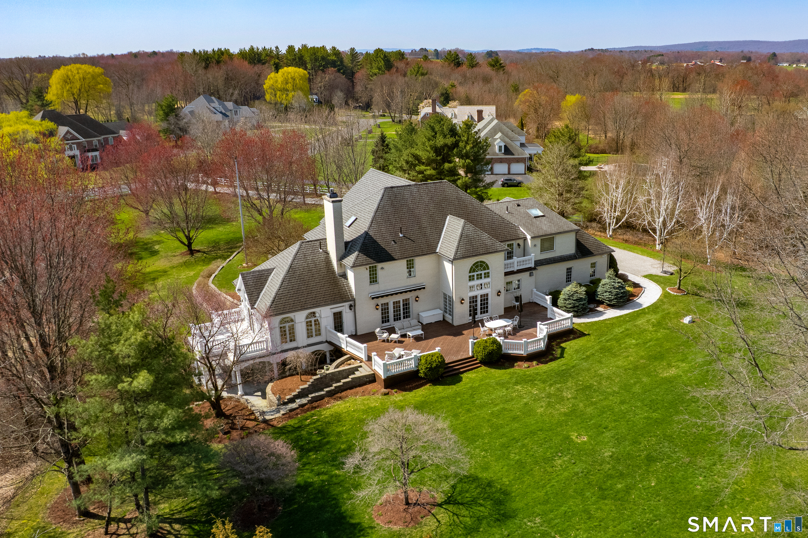 57 Thistledown Suffield CT 06078
