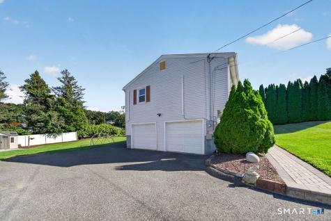 6 Ridge Road Seymour CT 06483
