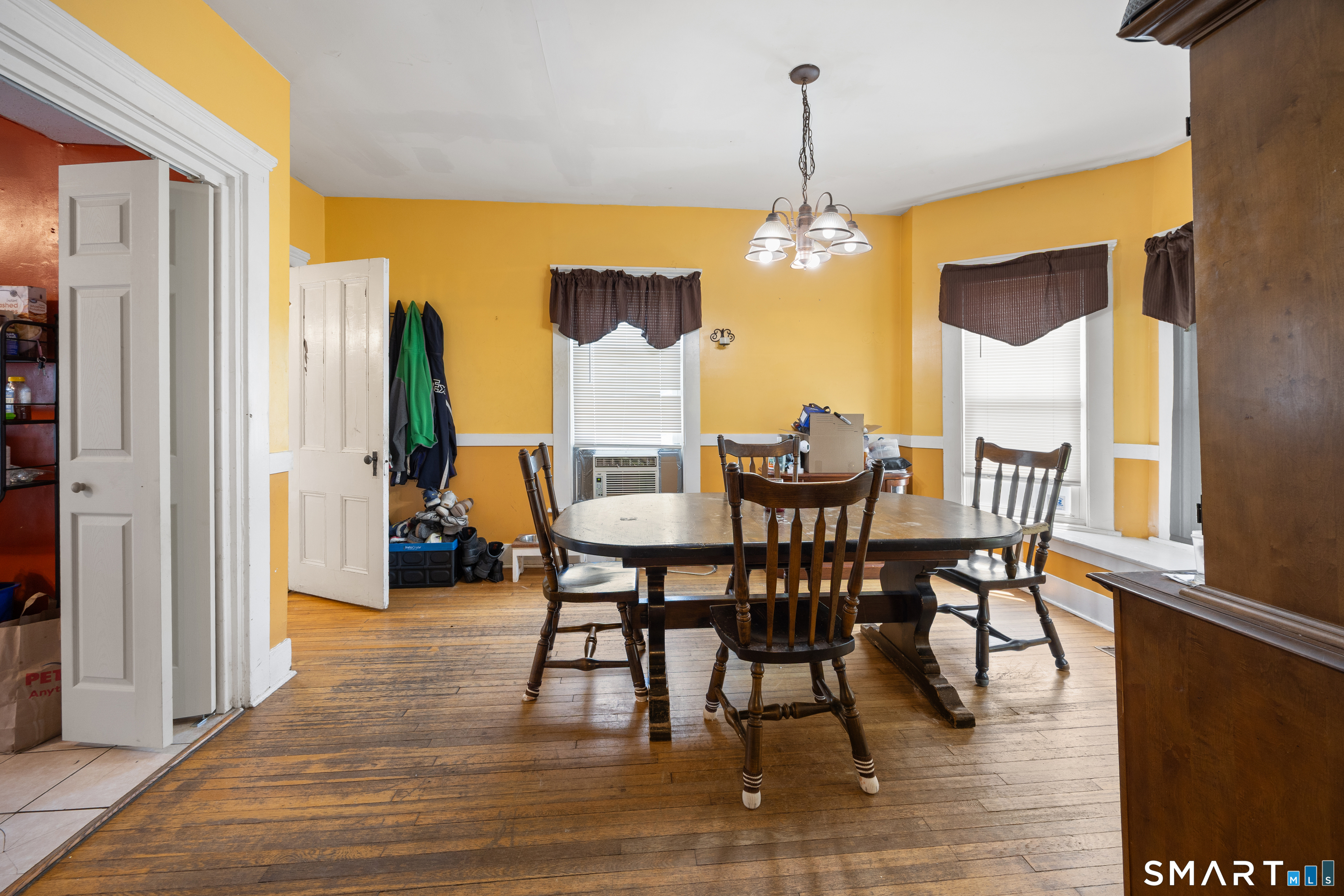 62 Farmington Avenue Plainville CT 06062