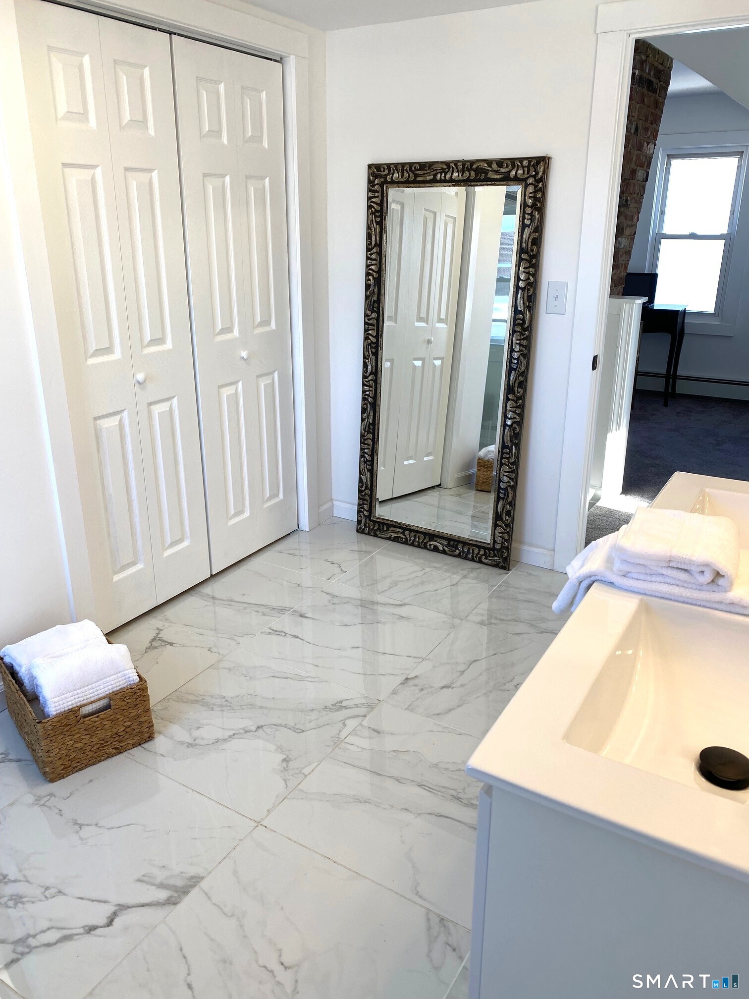 166 Sawmill Road West Haven CT 06516