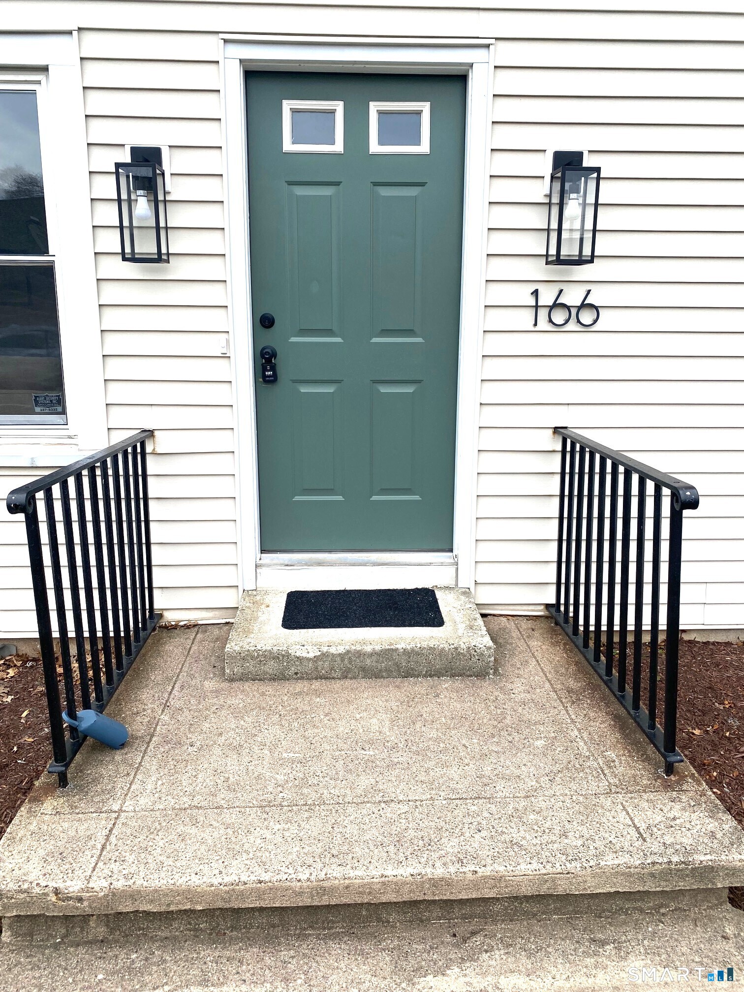 166 Sawmill Road West Haven CT 06516
