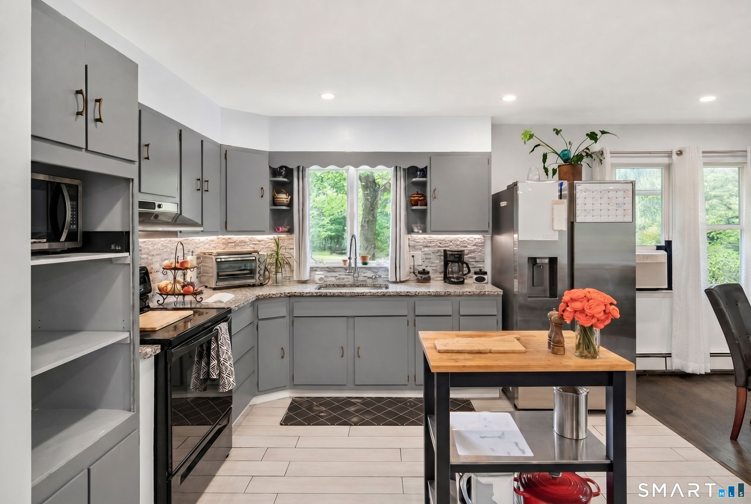 11 Hammond Road New Fairfield CT 06812