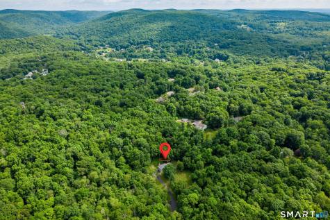 11 Hammond Road New Fairfield CT 06812