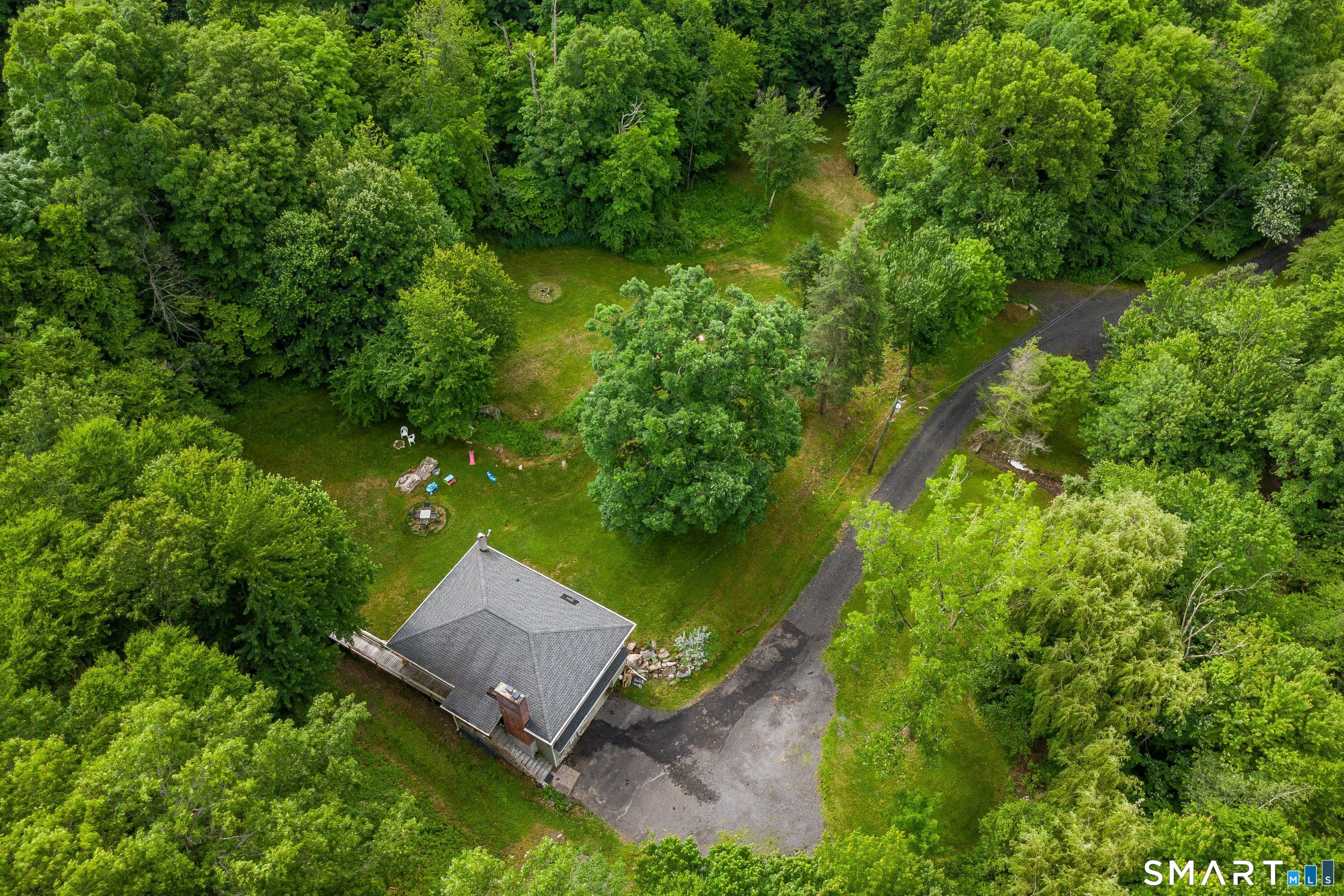 11 Hammond Road New Fairfield CT 06812