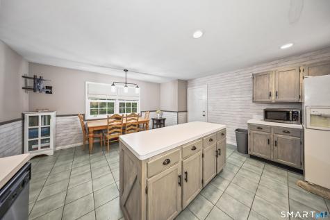 6 Plank Road Prospect CT 06712