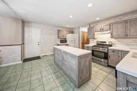 6 Plank Road Prospect CT 06712