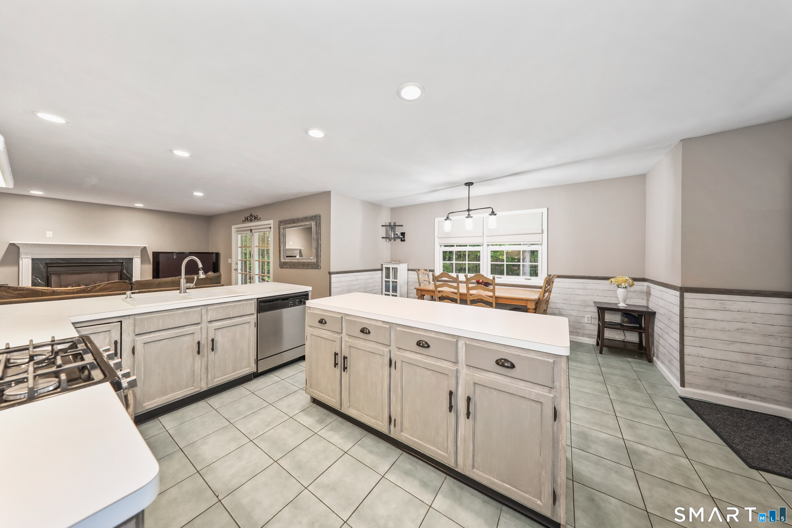 6 Plank Road Prospect CT 06712