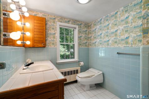 28 Uplands Drive West Hartford CT 06107
