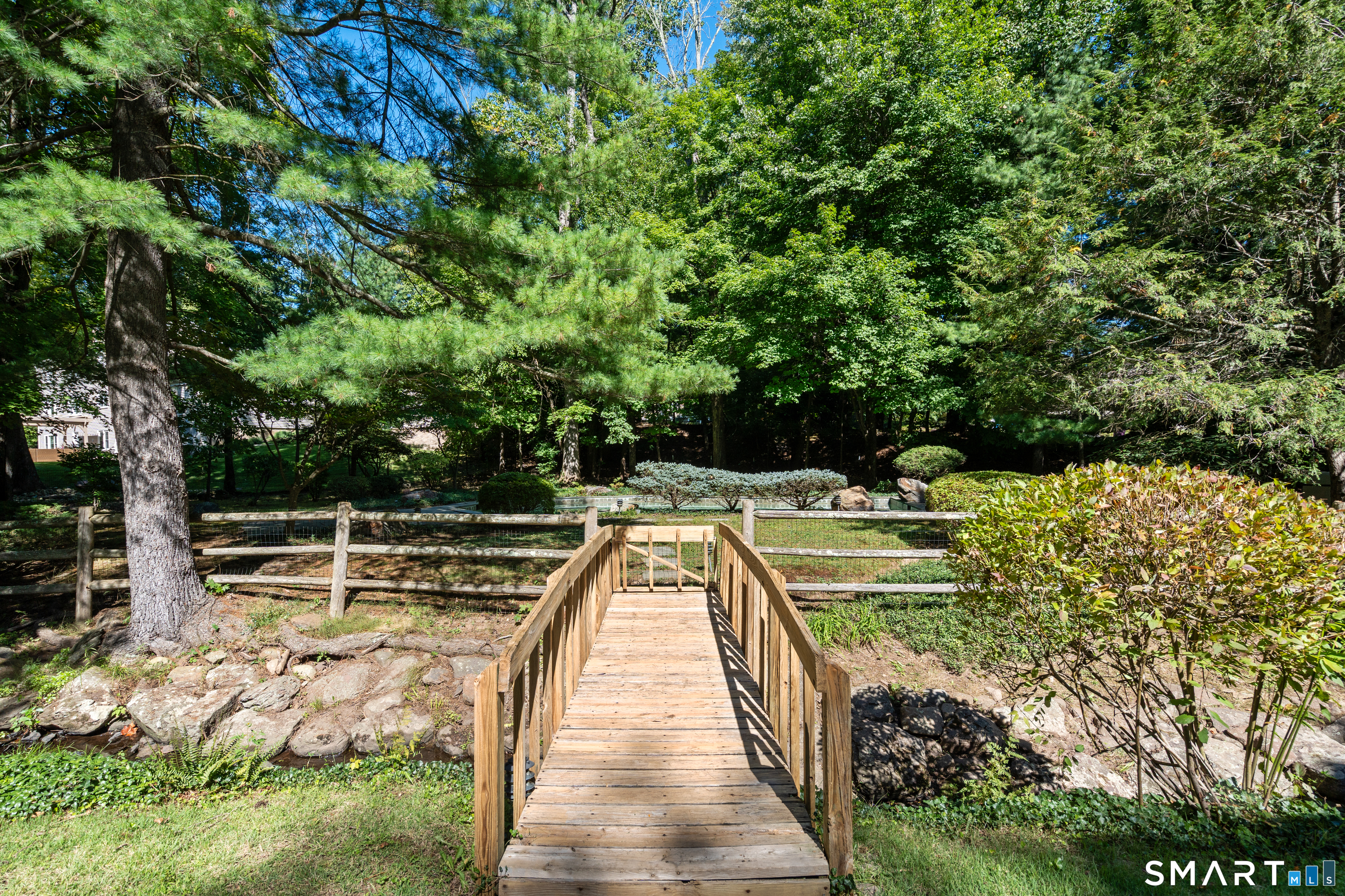 28 Uplands Drive West Hartford CT 06107