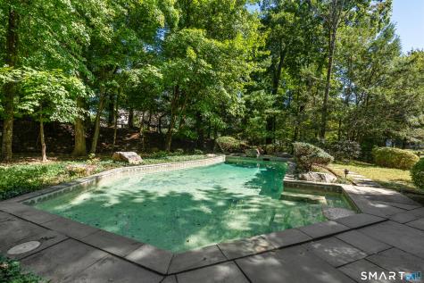 28 Uplands Drive West Hartford CT 06107