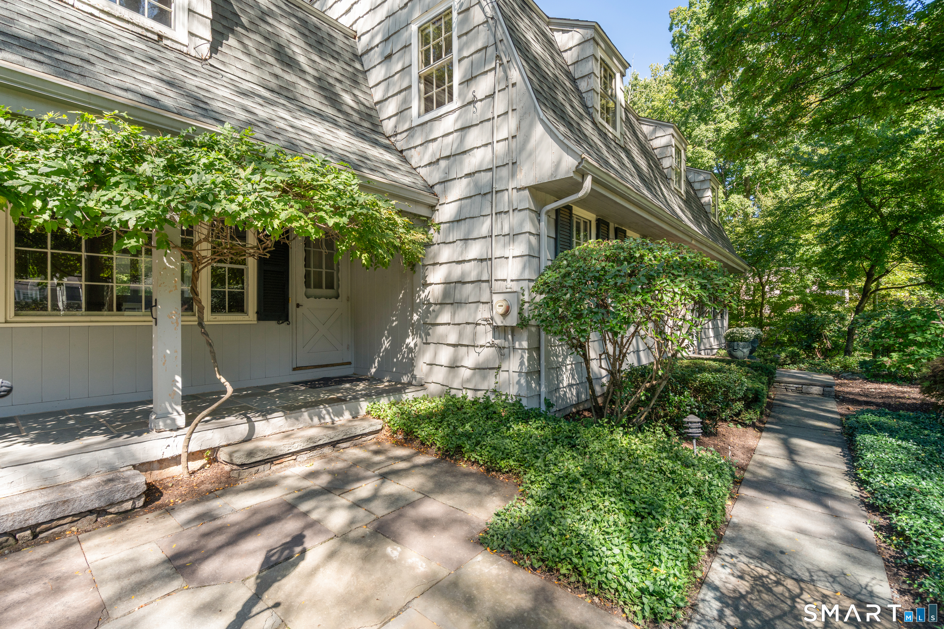 28 Uplands Drive West Hartford CT 06107