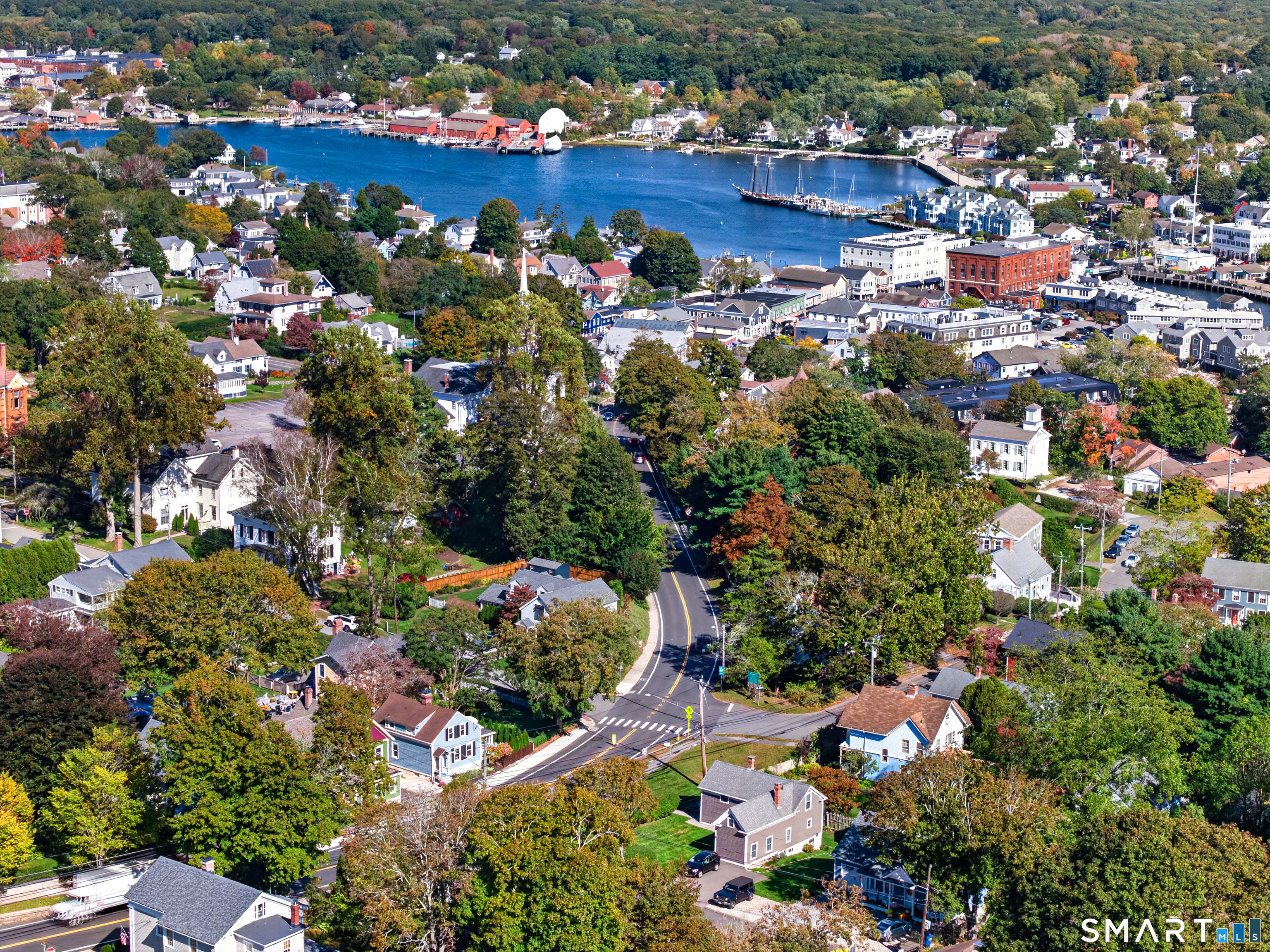 18 New London Road Groton CT 06355