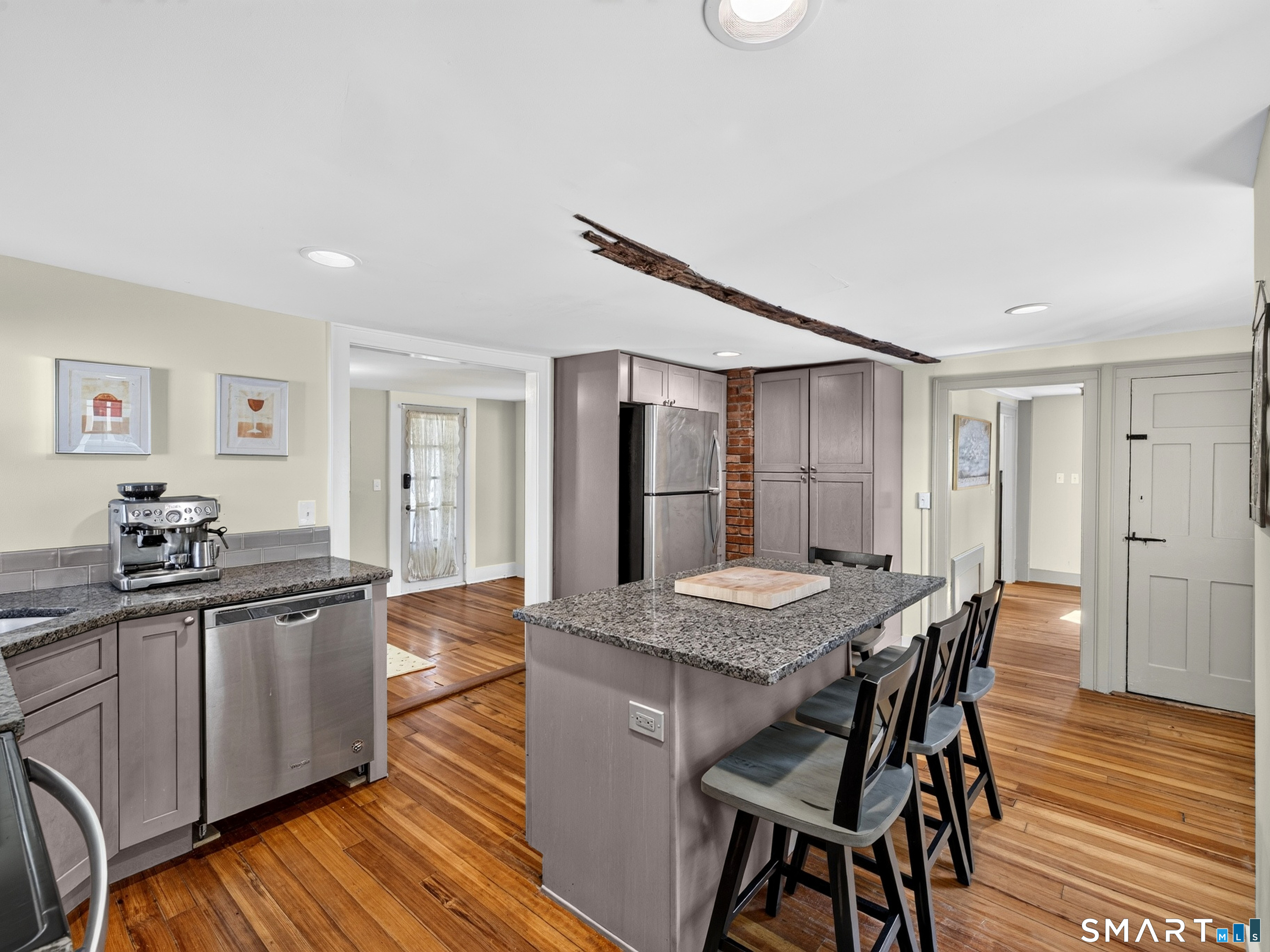 18 New London Road Groton CT 06355