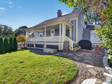 18 New London Road Groton CT 06355