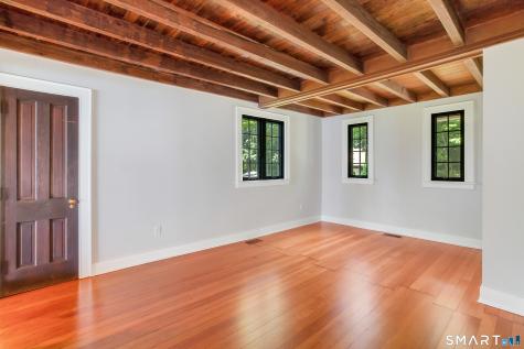 32 Wood Road Branford CT 06405