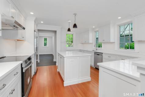 32 Wood Road Branford CT 06405