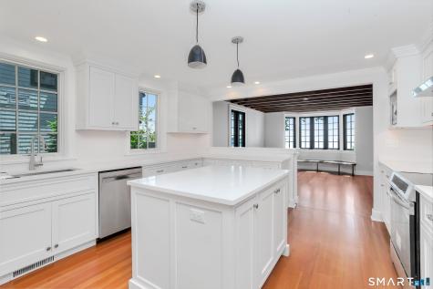 32 Wood Road Branford CT 06405