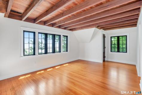 32 Wood Road Branford CT 06405