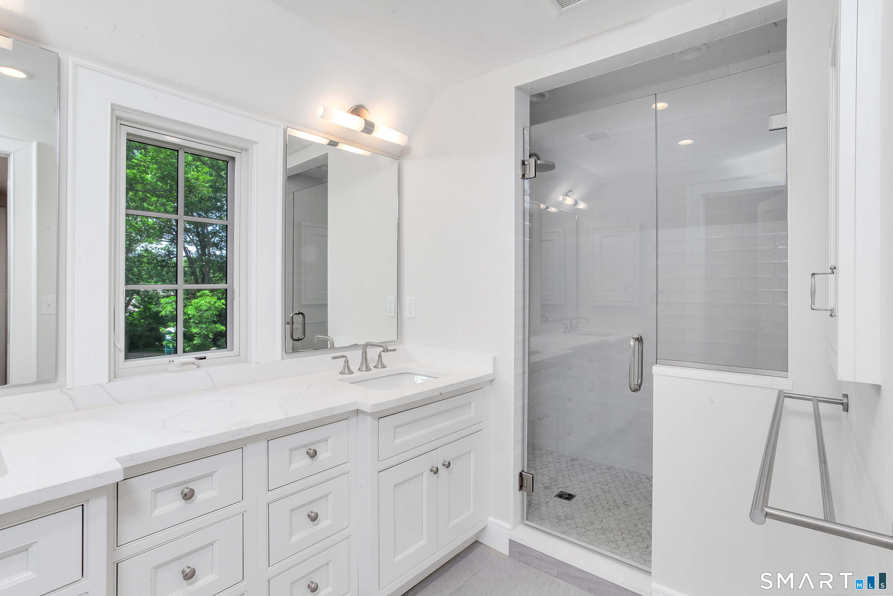 32 Wood Road Branford CT 06405